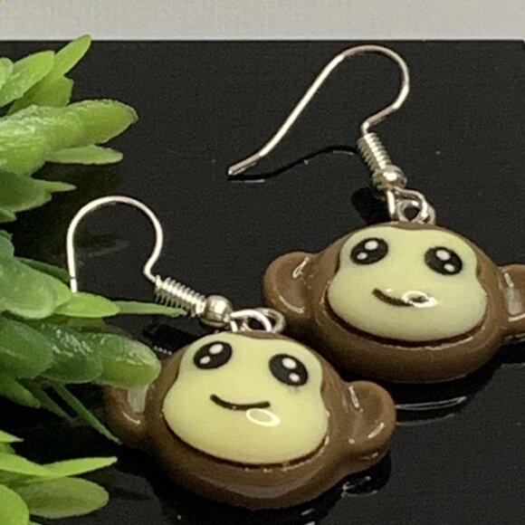 Monkey Earring, Primate Earring, Ape Earring, Monkey Jewelry, Gift Idea - Picture 3 of 7